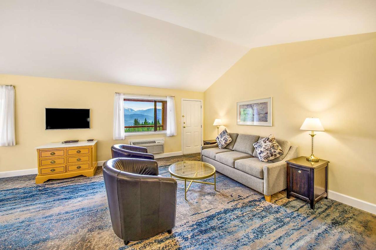 Resort Kootenay Lakeview Bw Signature Collection Balfour